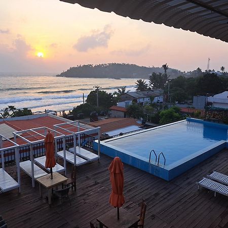 One World Mirissa Hotel Exterior photo